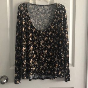 AE Soft and Sexy Scoop Neck Long Sleeve